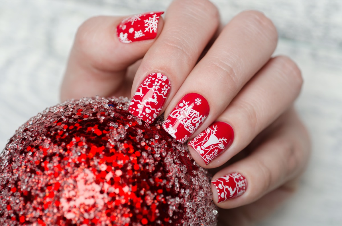 Nail-art-natalizie-4.jpg