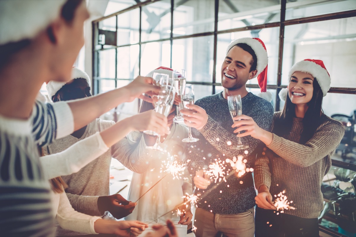 Gli auguri di buon Natale formali per colleghi e collaboratori