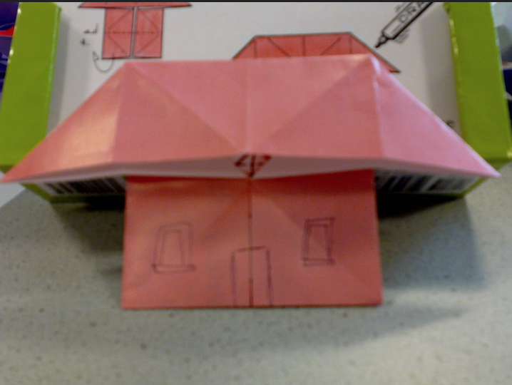 Origami facili per bambini: la casetta