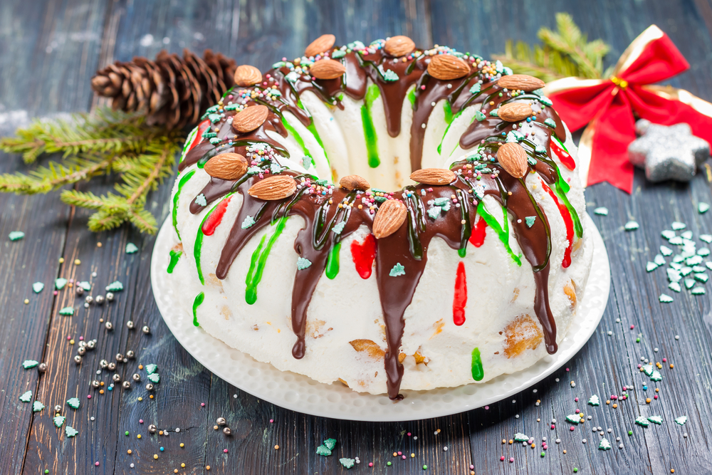 torte-capodanno-decorate-panna_2.jpg