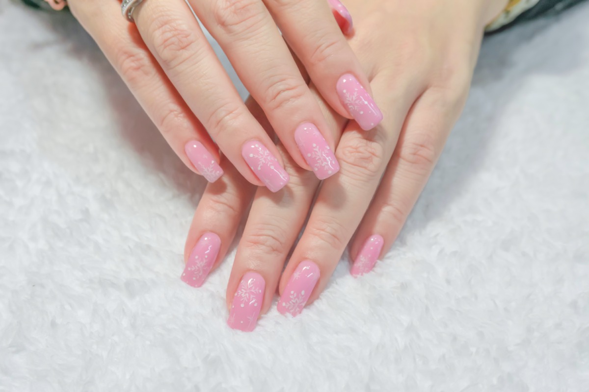 Nail-art-fiocchi-di-neve-1.jpg