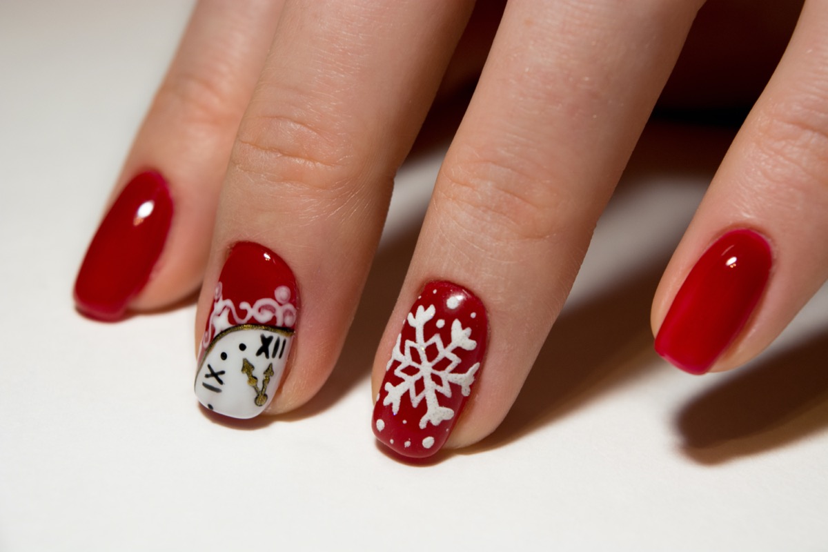 Nail-art-fiocchi-di-neve-6.jpg
