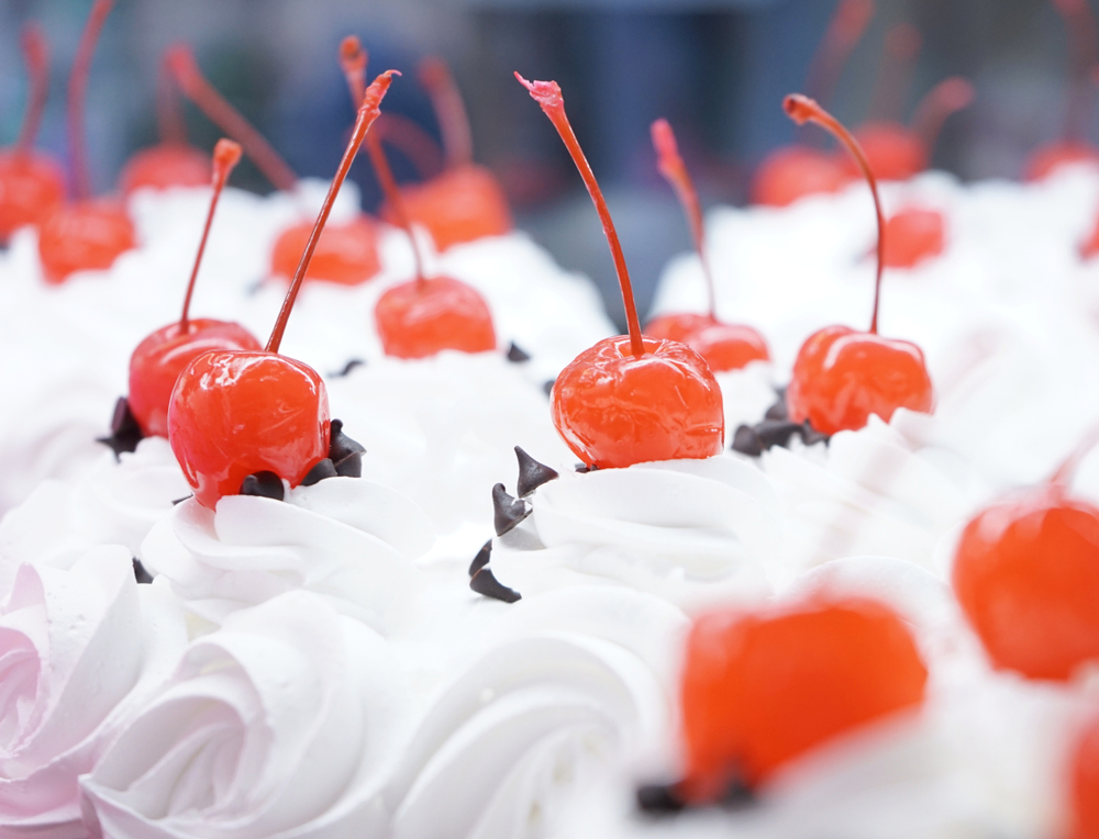 Torte Befana decorate con panna: le idee golose per le decorazioni