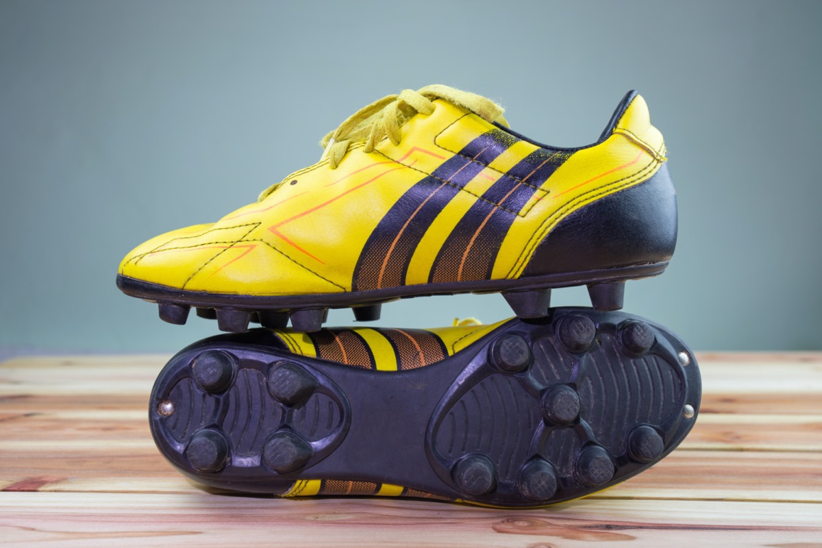 Come lavare le scarpe da calcio per averle pulite e profumate