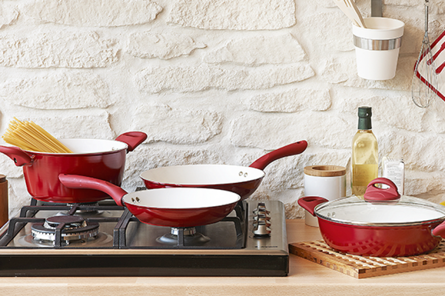 Come pulire una padella bruciata