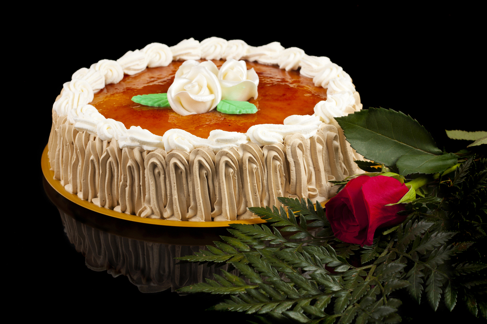 torte-compleanno-decorate-panna-3.jpg