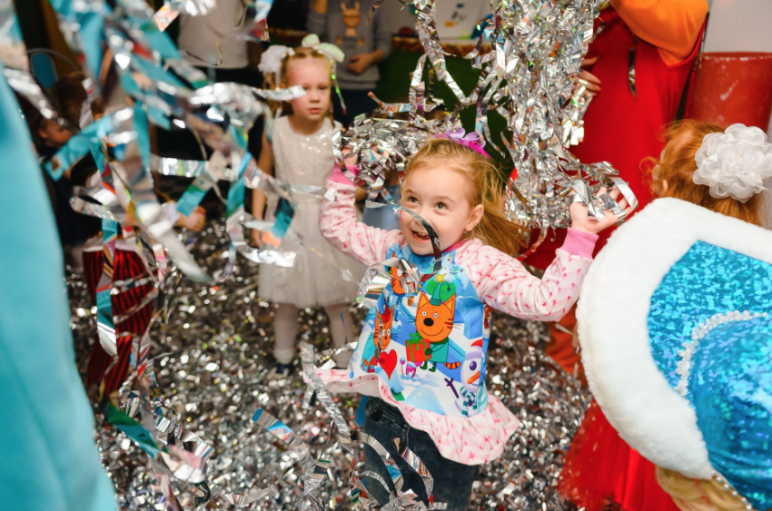 Accessori per Carnevale da bambini: il cappello da fiore fai da te