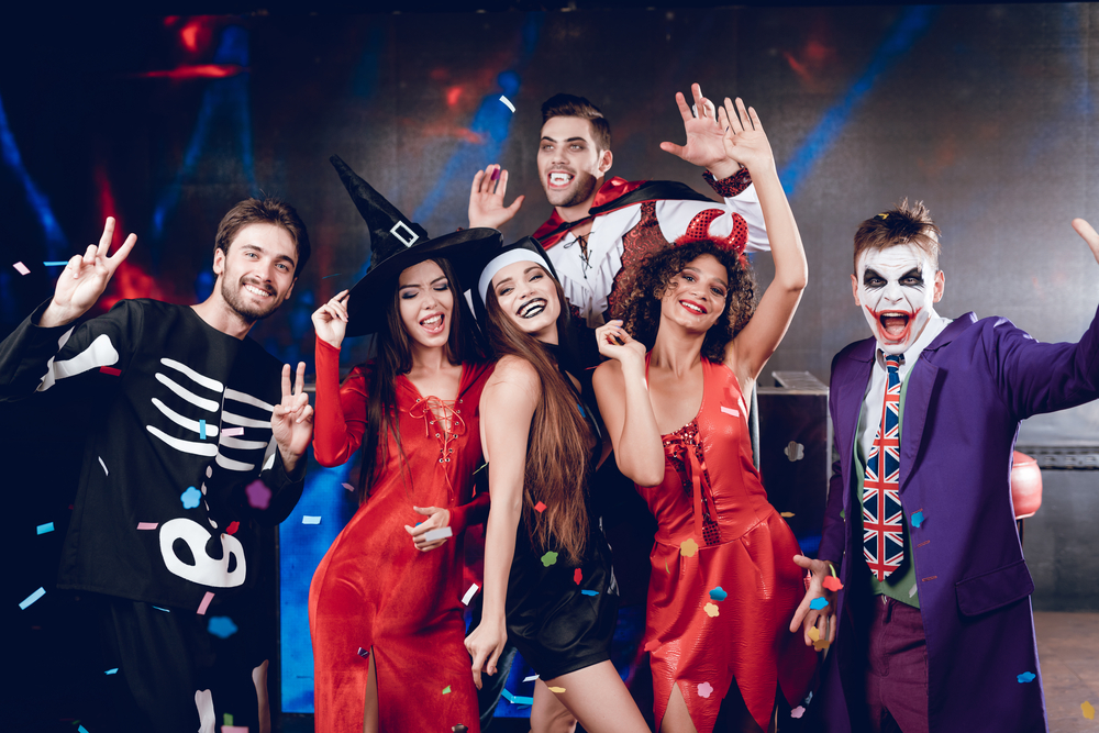 Costumi di Carnevale per adulti facili: 5 idee con il riciclo creativo