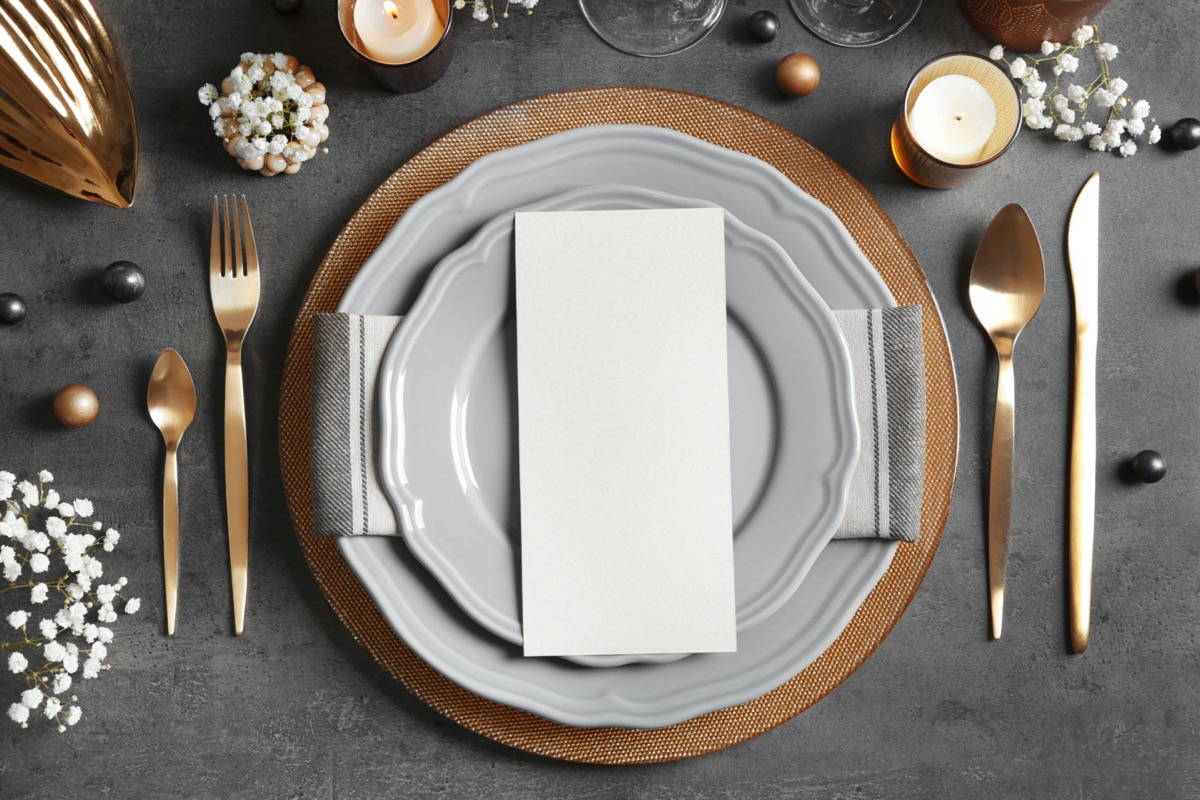 Come apparecchiare tavola in maniera elegante