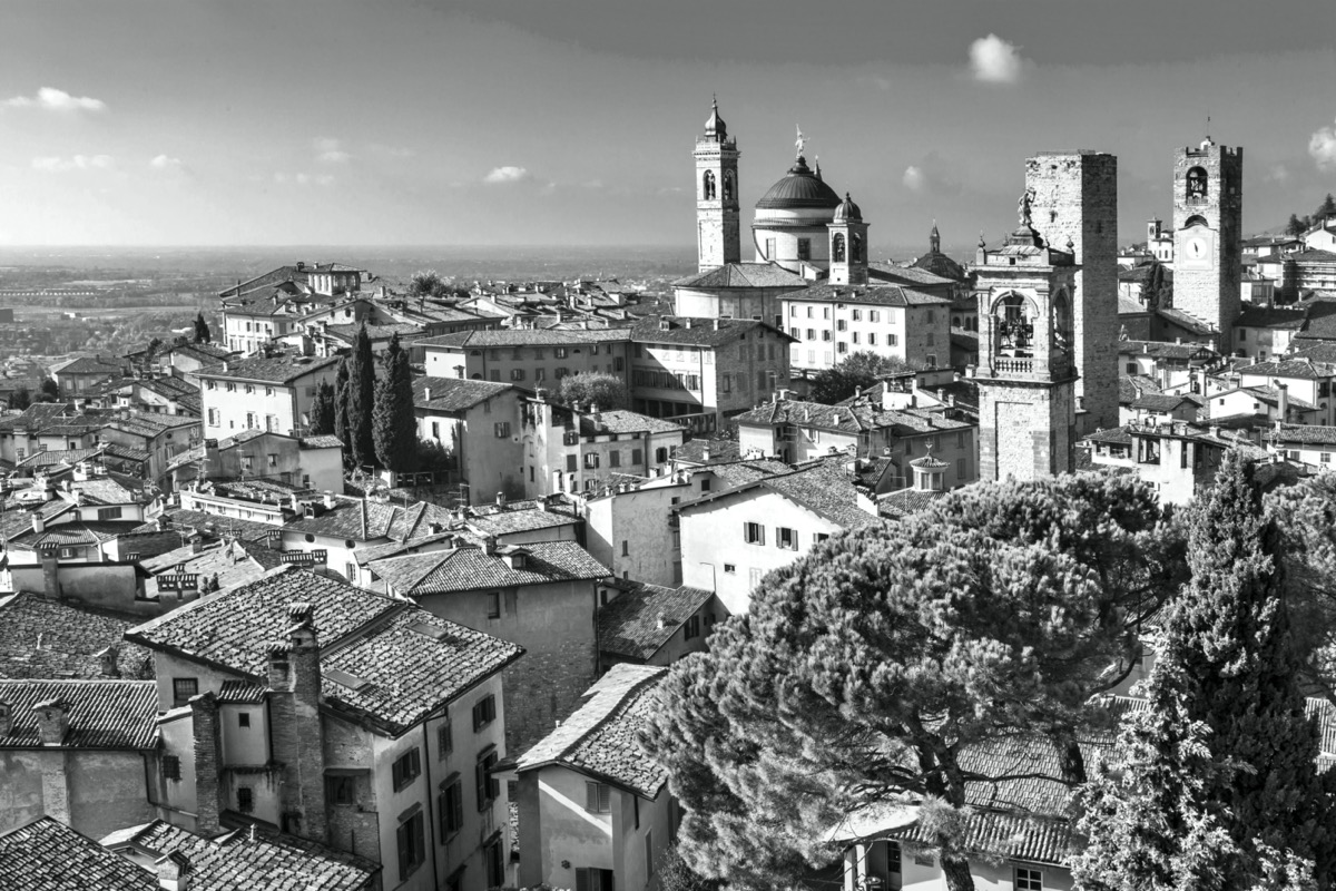 Il video musicale del mese: Rinascerò, Rinascerai di Roby Facchinetti, testo e significato