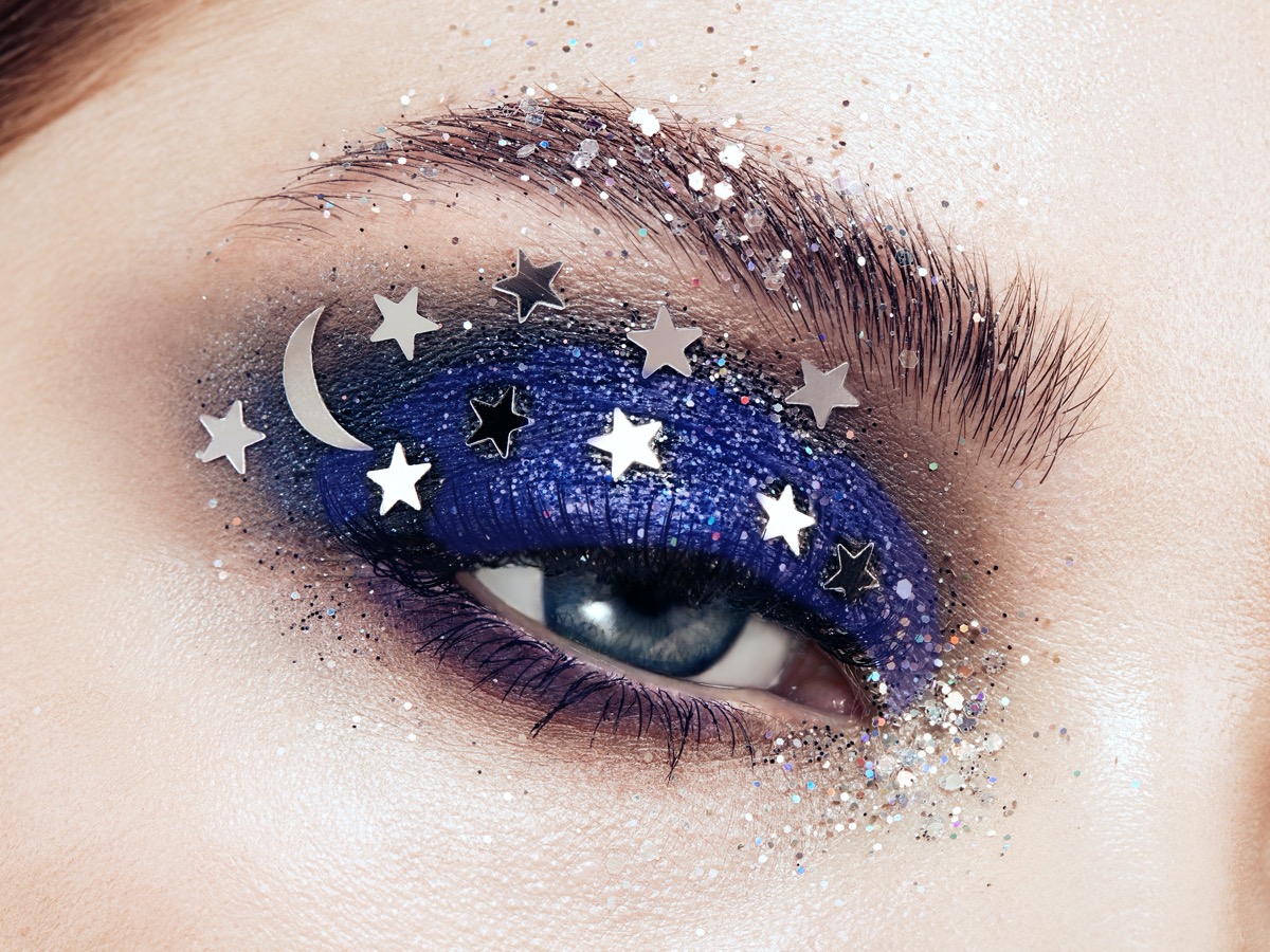 Trucco-blu-elettrico-5.jpg