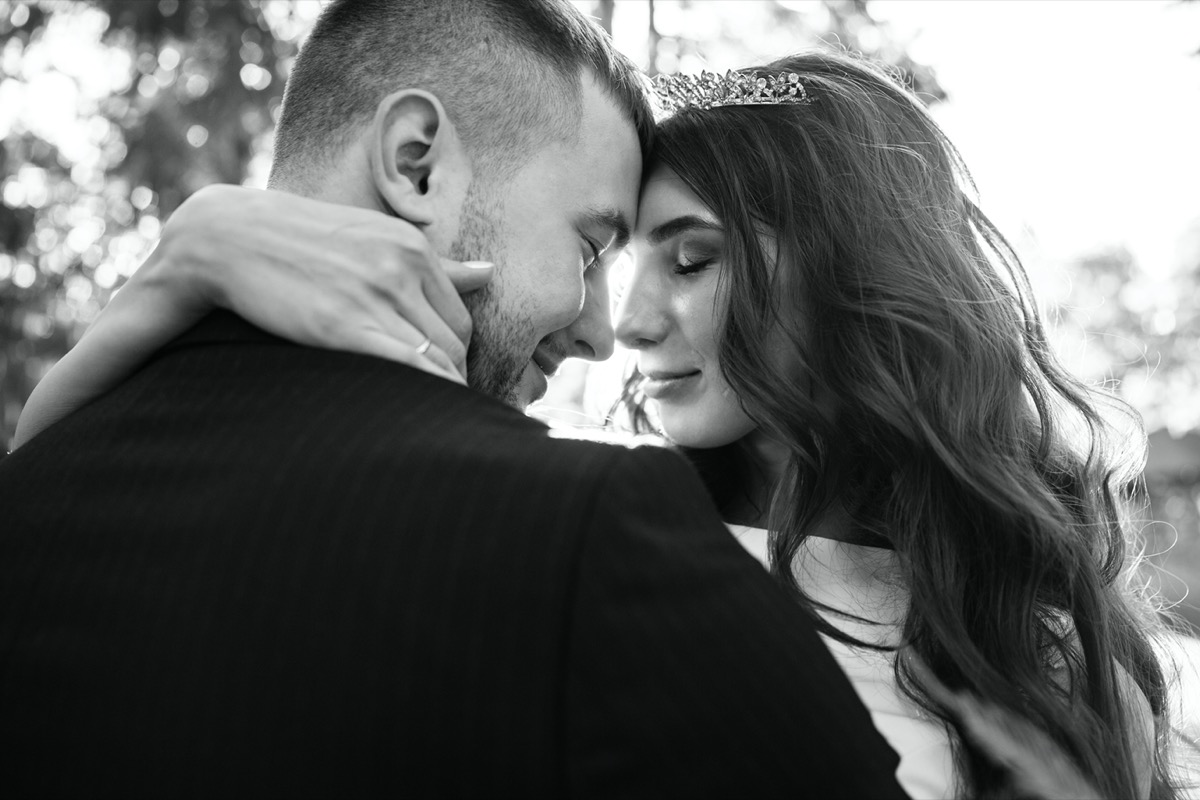 Il video musicale del mese: Ridere di Pinguini Tattici Nucleari, testo e significato