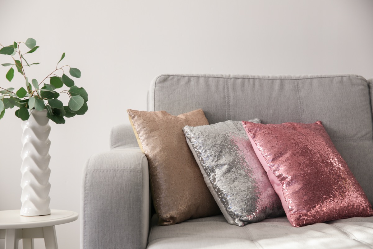 Cuscini-sofa-decorativi-6.jpg