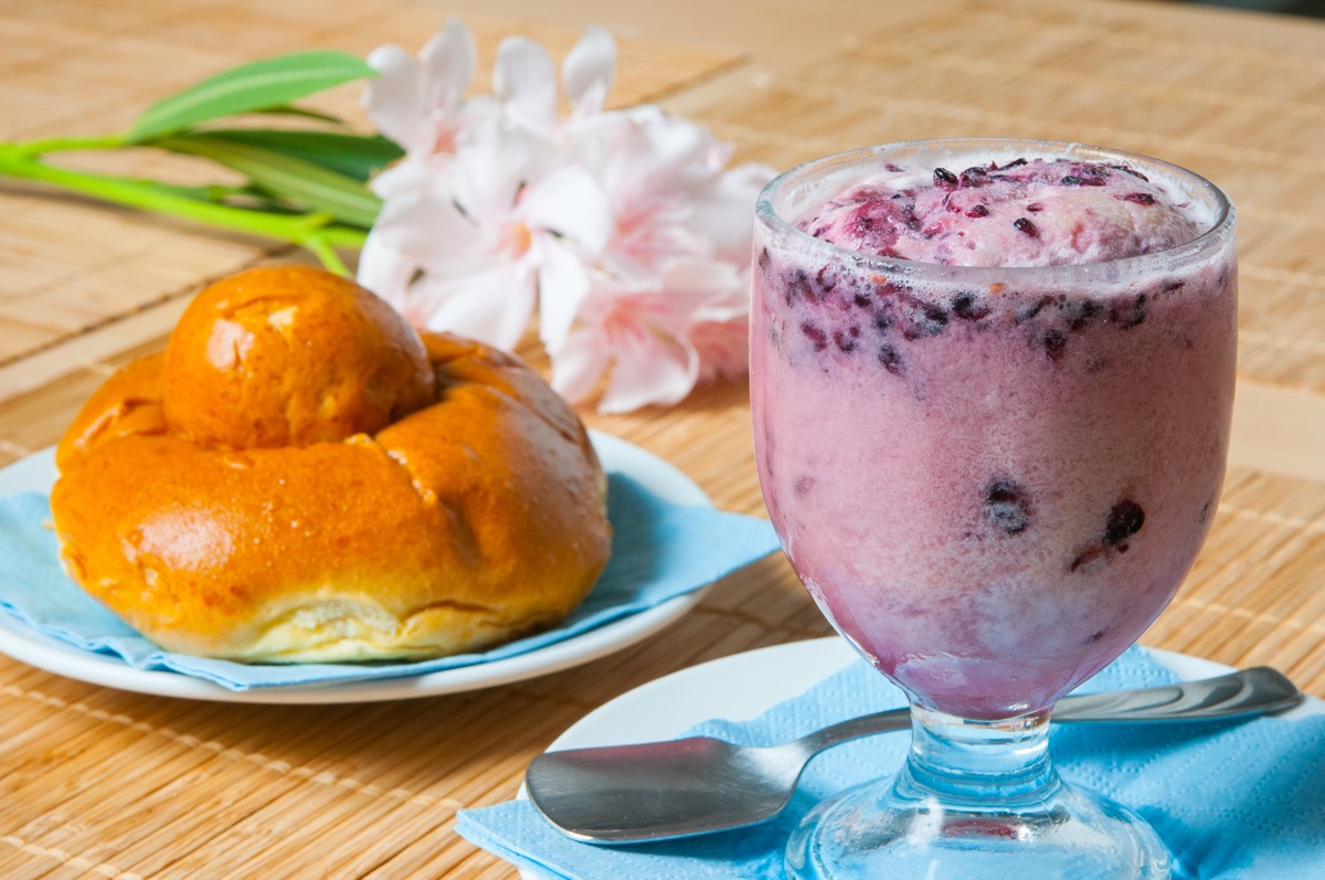 Brioche siciliane con il tuppo: ricetta originale di un classico