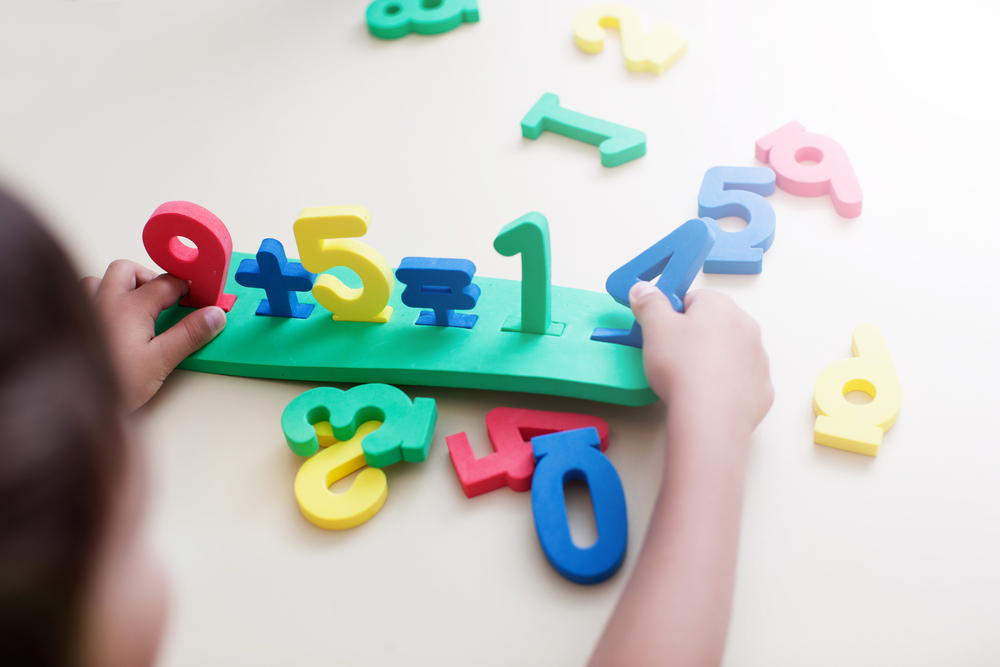 Matematica per la prima elementare: come spiegare la decina