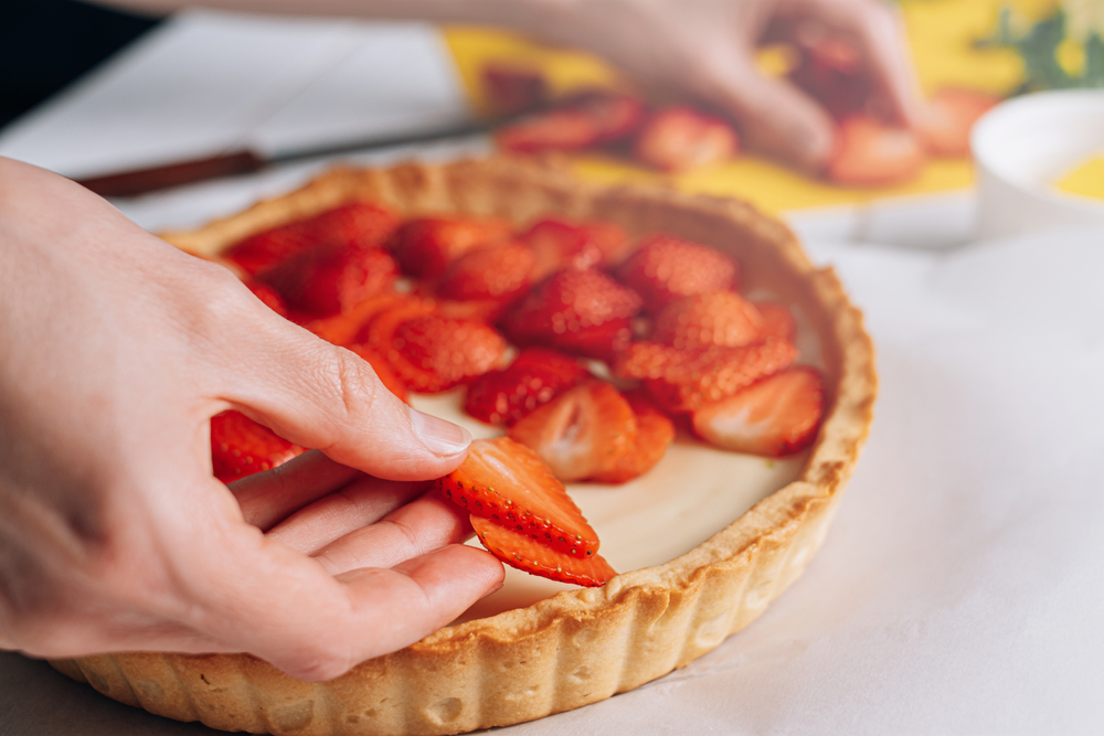 Come decorare una crostata di fragole: 9 idee per disporre i frutti