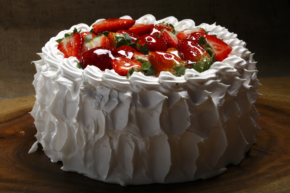 torte-decorate-panna-fragole-4.jpg