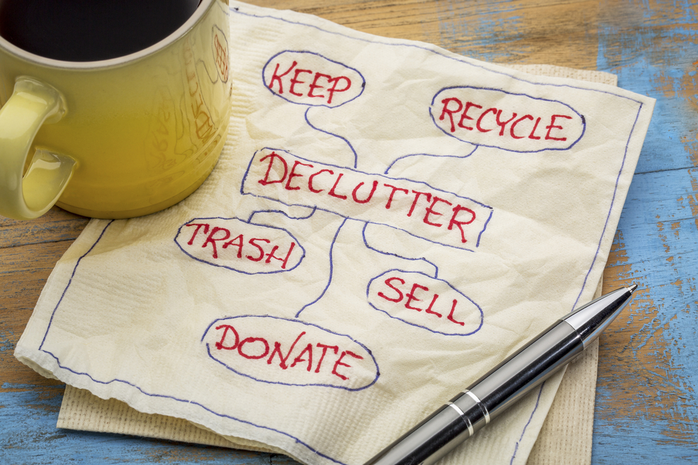 Decluttering: significato e come si fa per ordinare tutto
