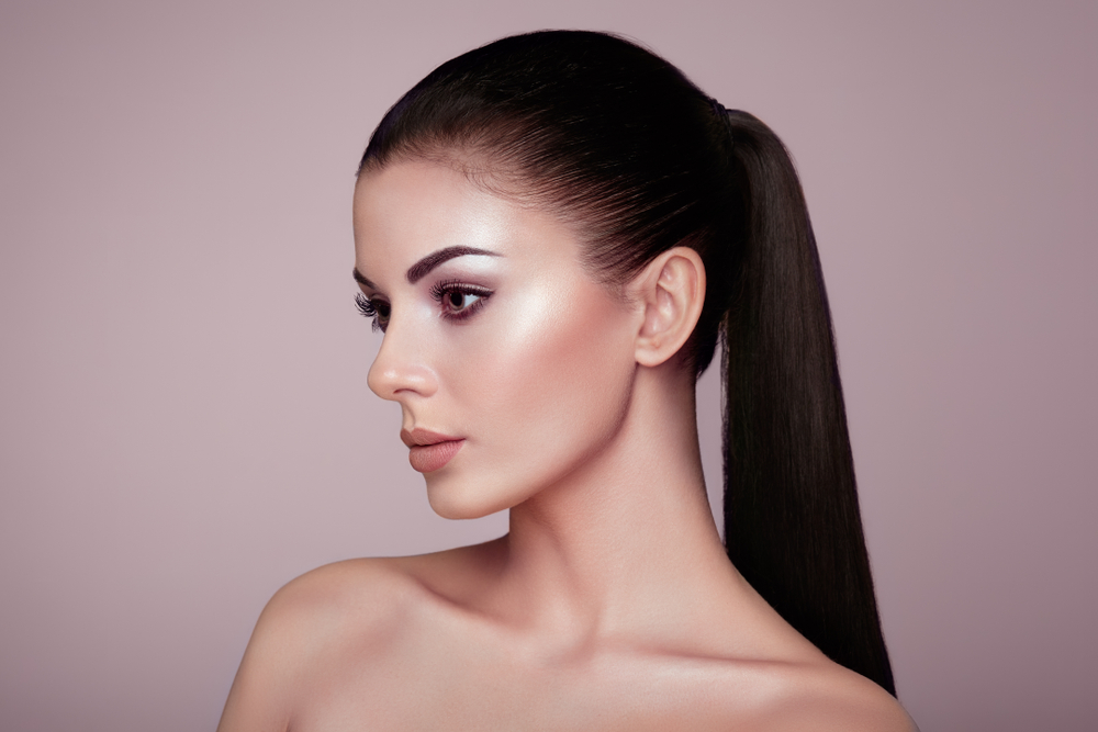 Trucco e pelle del viso luminosi: come fare per essere al top