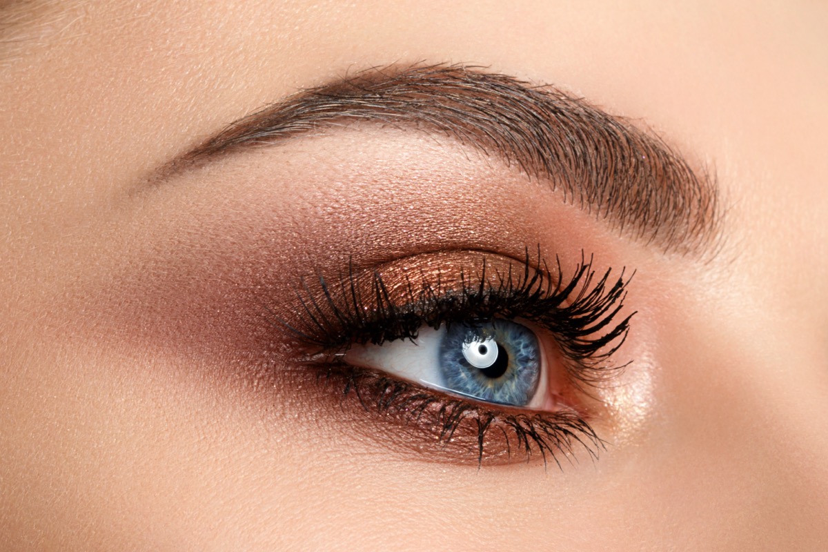 Smokey-eyes-trucco-occhi-azzurri-7.jpg