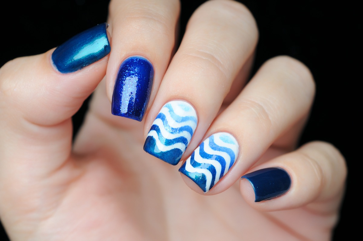 Nail-art-onde-1.jpg