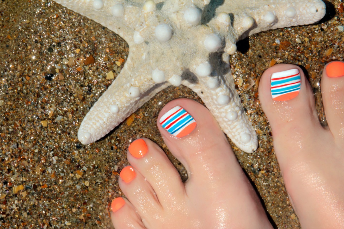 Nail-art-onde-2.jpg