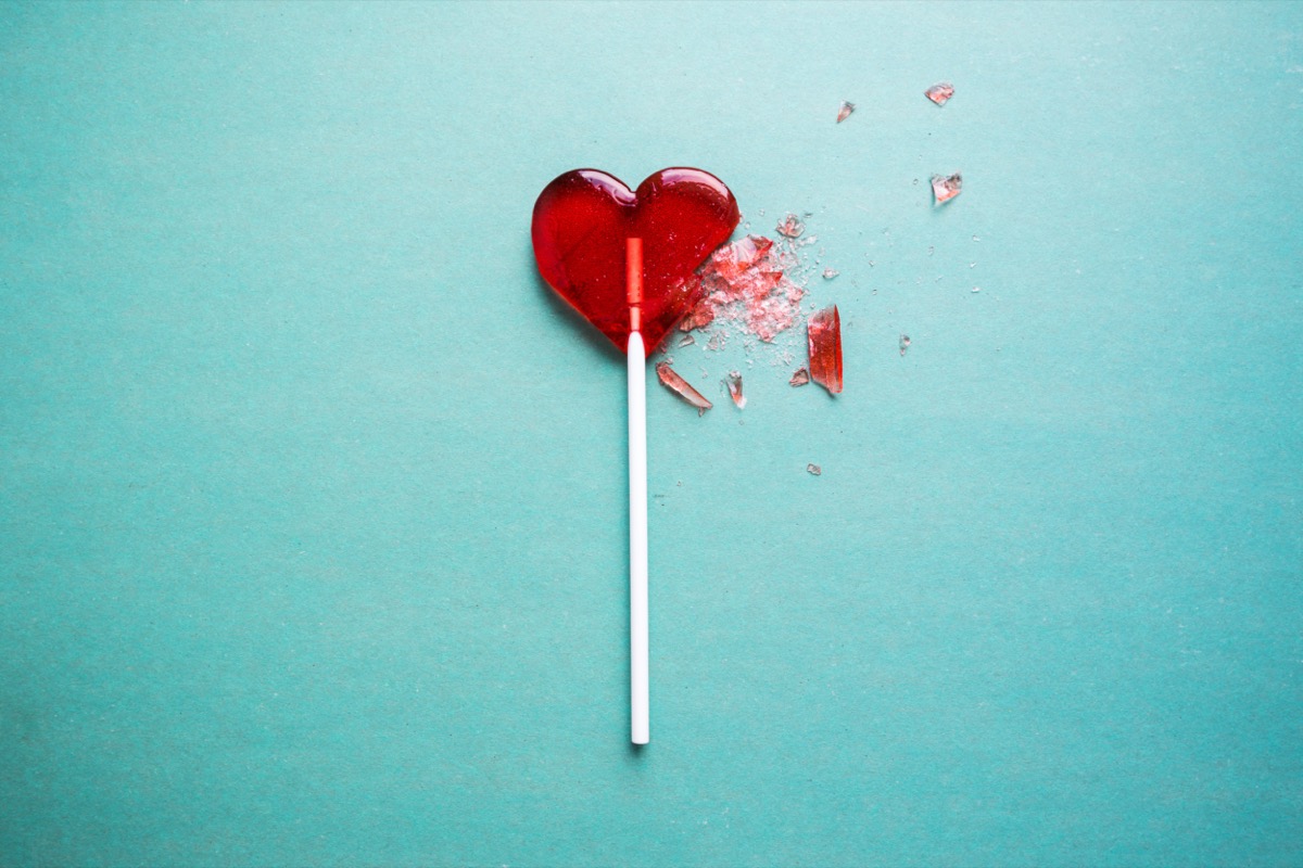 Gli aforismi più emozionanti sul cuore spezzato e un amore finito