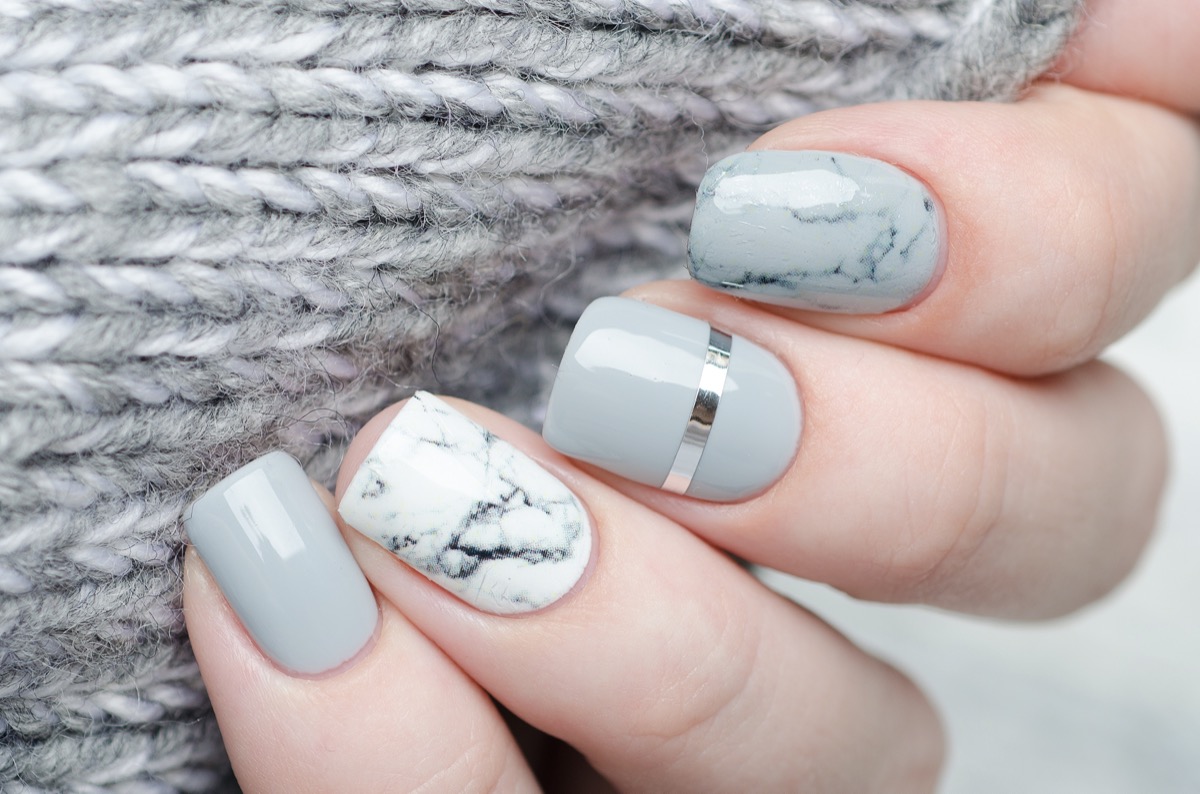 Nail-art-marmo-4.jpg