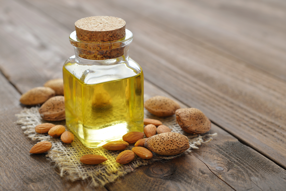 Olio di mandorle: tutti gli usi