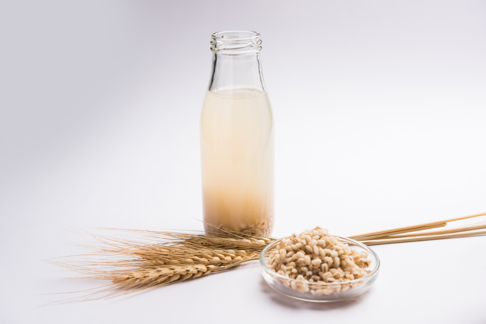 Come preparare l’acqua di orzo a casa