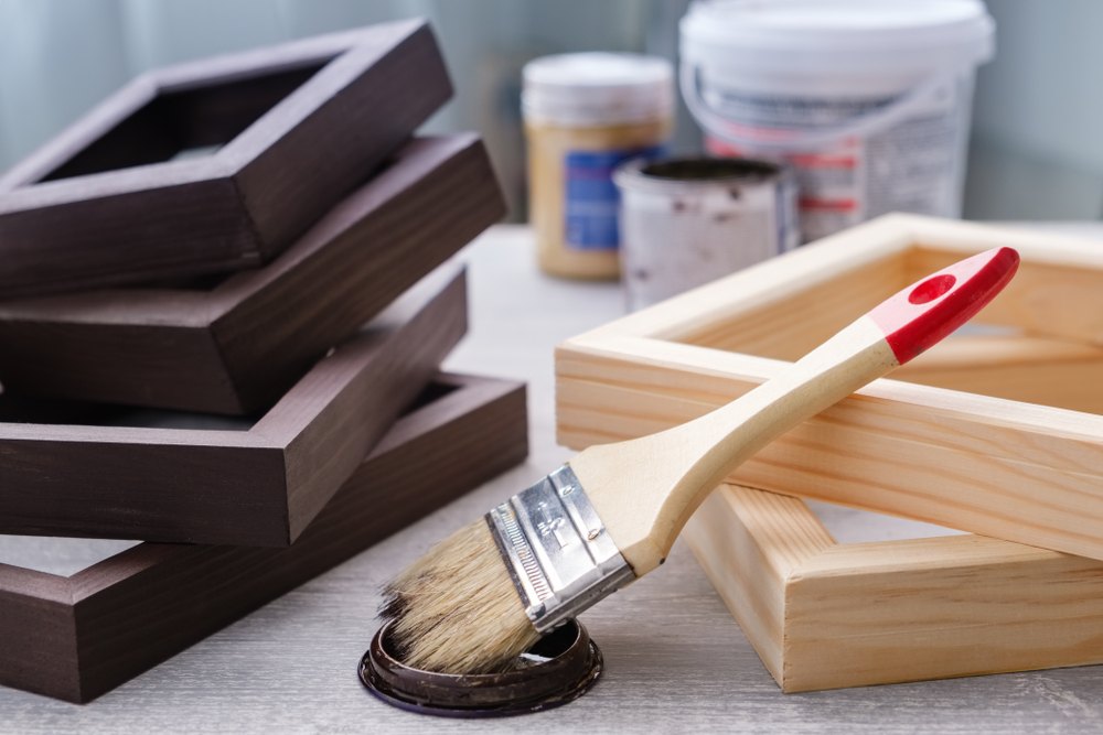 Come rinnovare una vecchia cornice: tecniche e idee creative