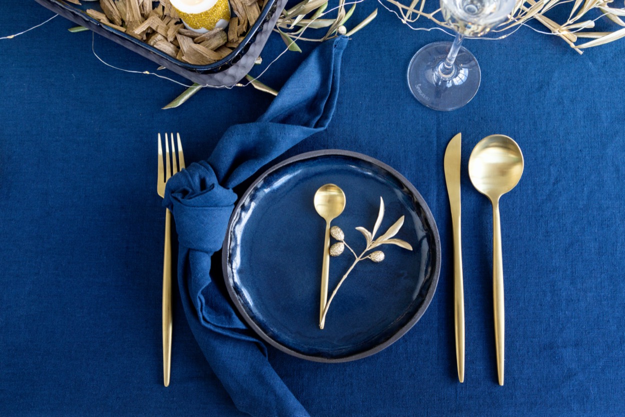 Apparecchiare-tavola-capodanno-7.jpg