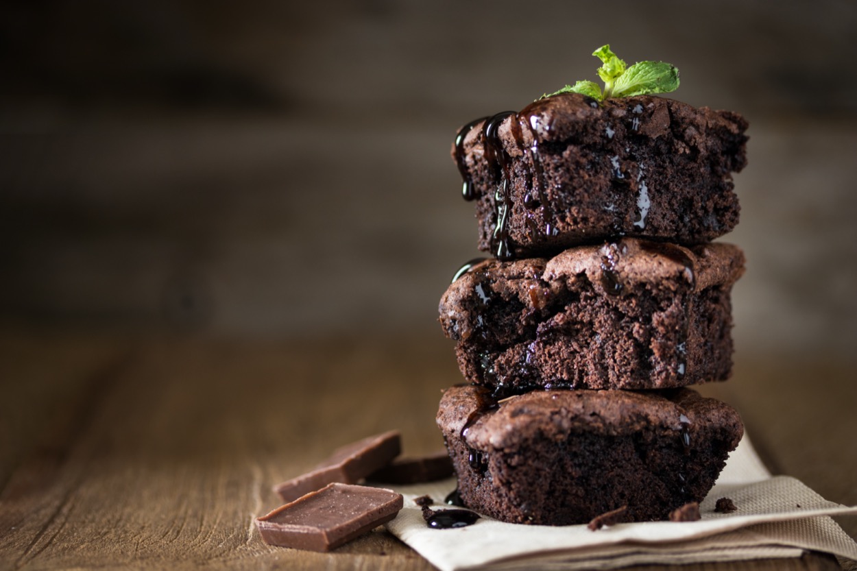 Come sostituire il burro nei dolci con ingredienti senza lattosio