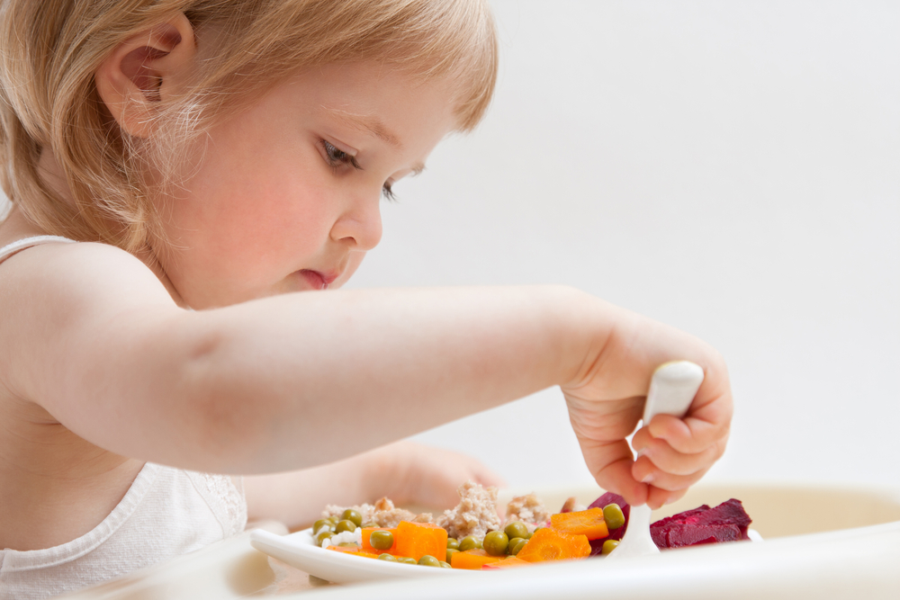 10 consigli per far mangiare sano i bambini