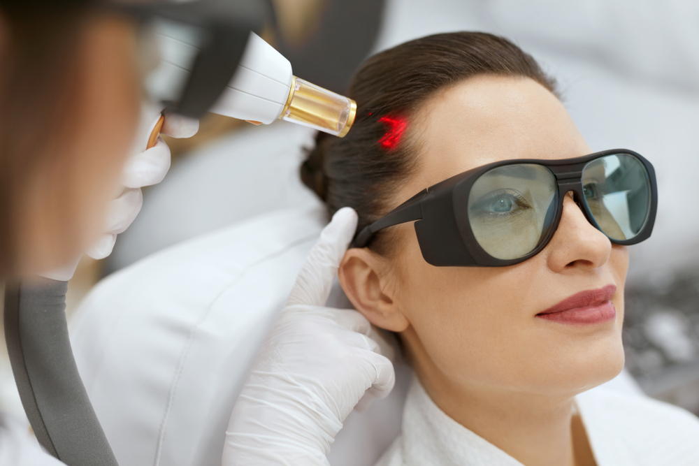 Come funziona il laser contro la perdita dei capelli?
