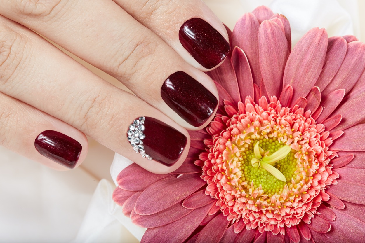 Nail-art-bordeaux-3.jpg