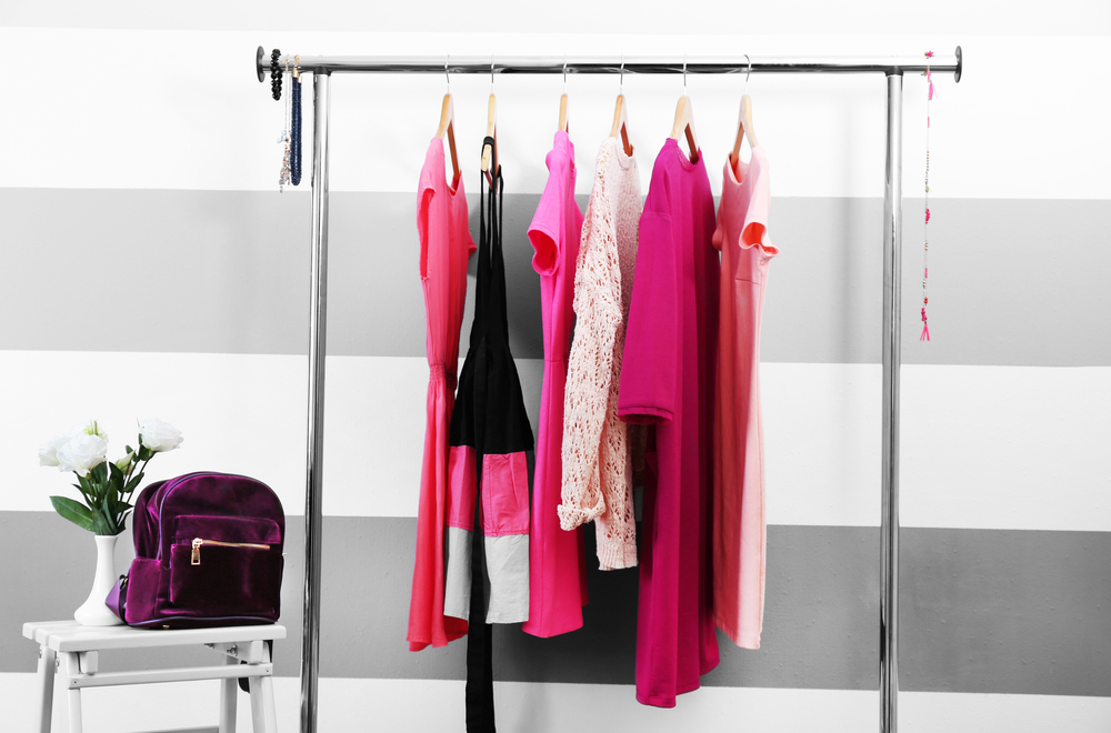 Come togliere l’elettricità dai vestiti e i trucchi per prevenirla