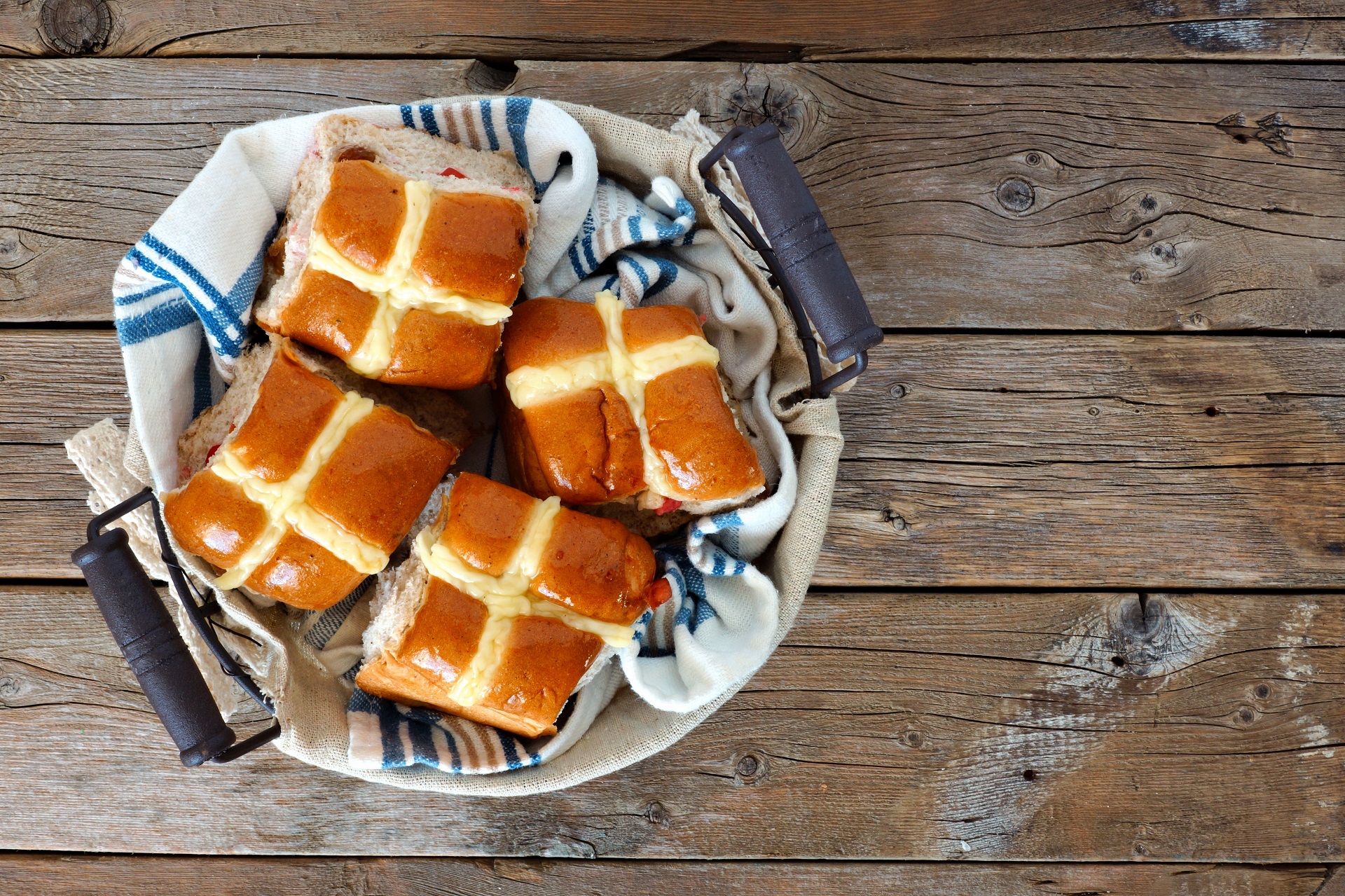 Hot cross buns, la ricetta dei panini dolci inglesi