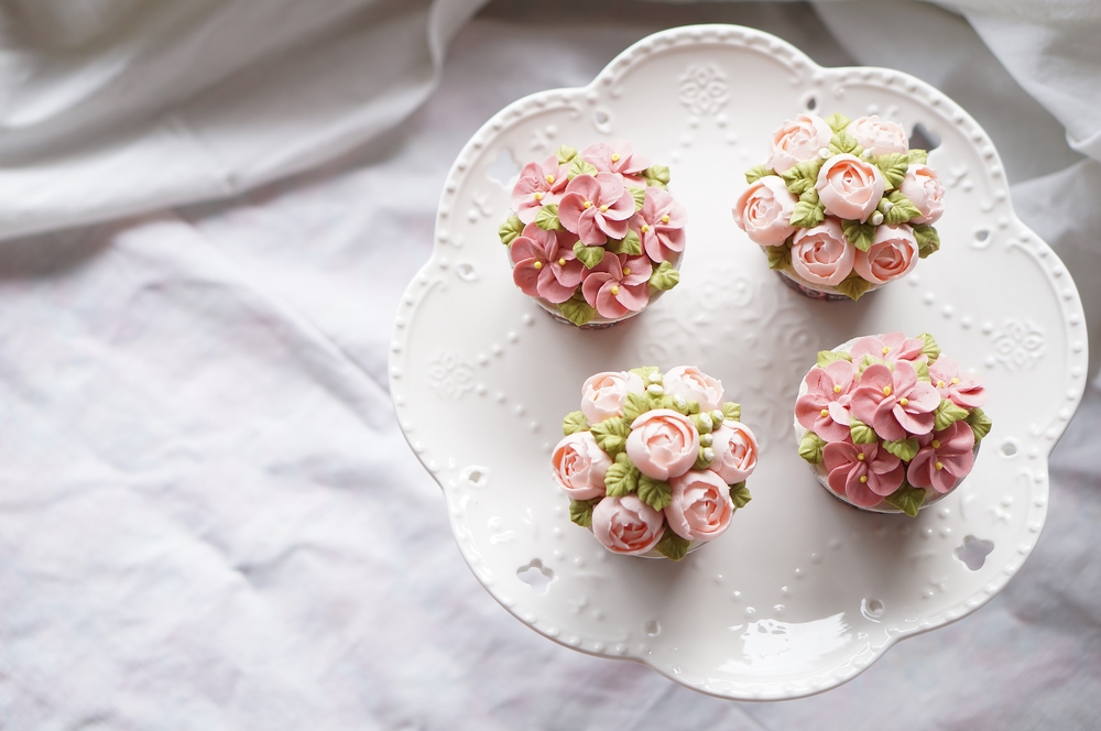 cupcake-decorati-fiori-crema-4.jpg