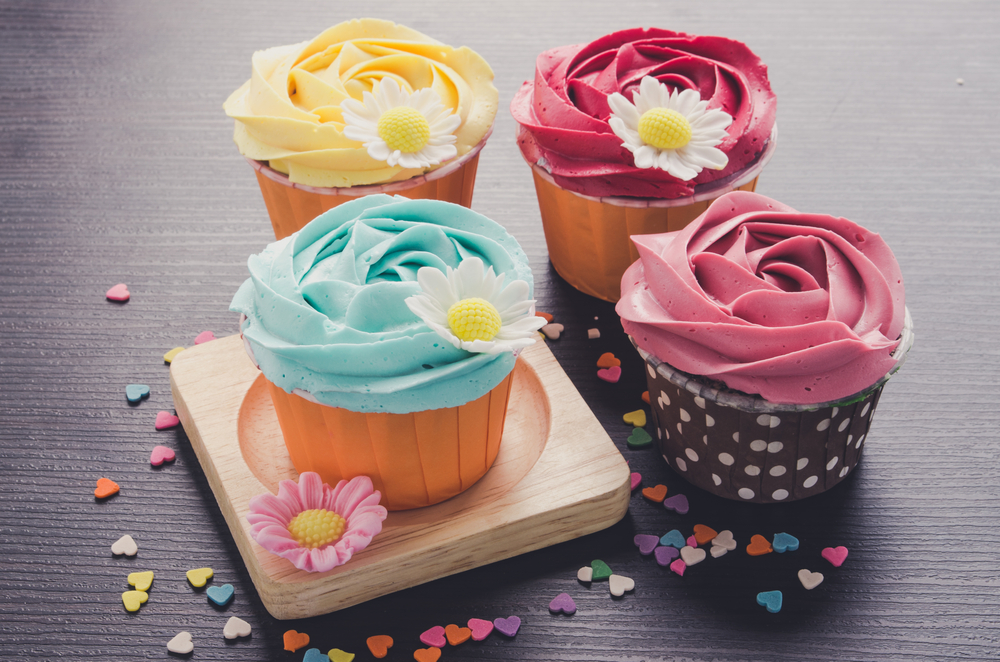 cupcake-decorati-fiori-crema-7.jpg