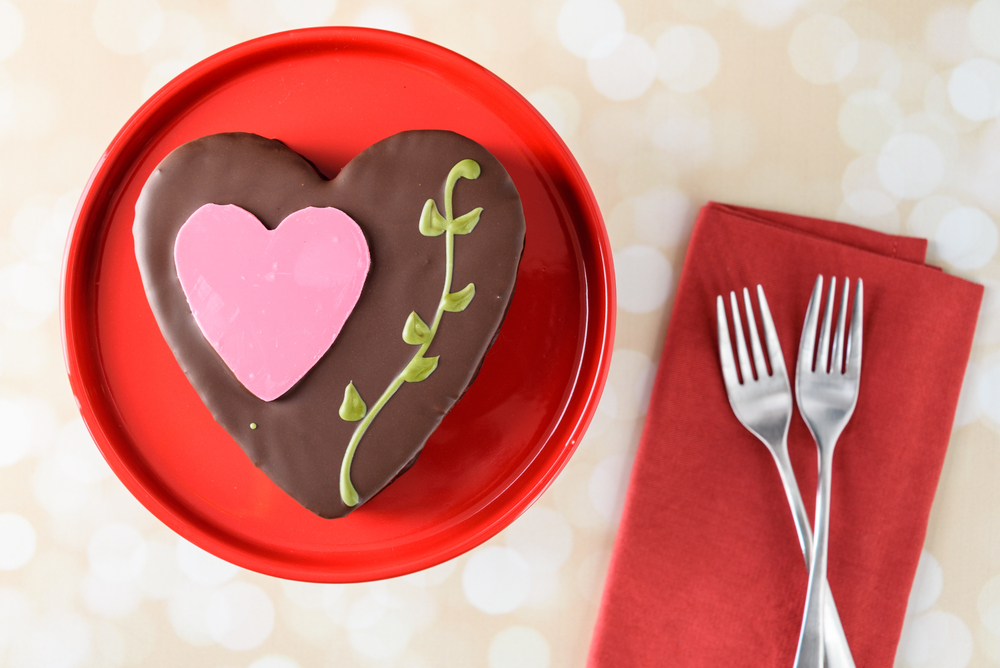 torte-forma-cuore-decorate-cioccolato-5.jpg