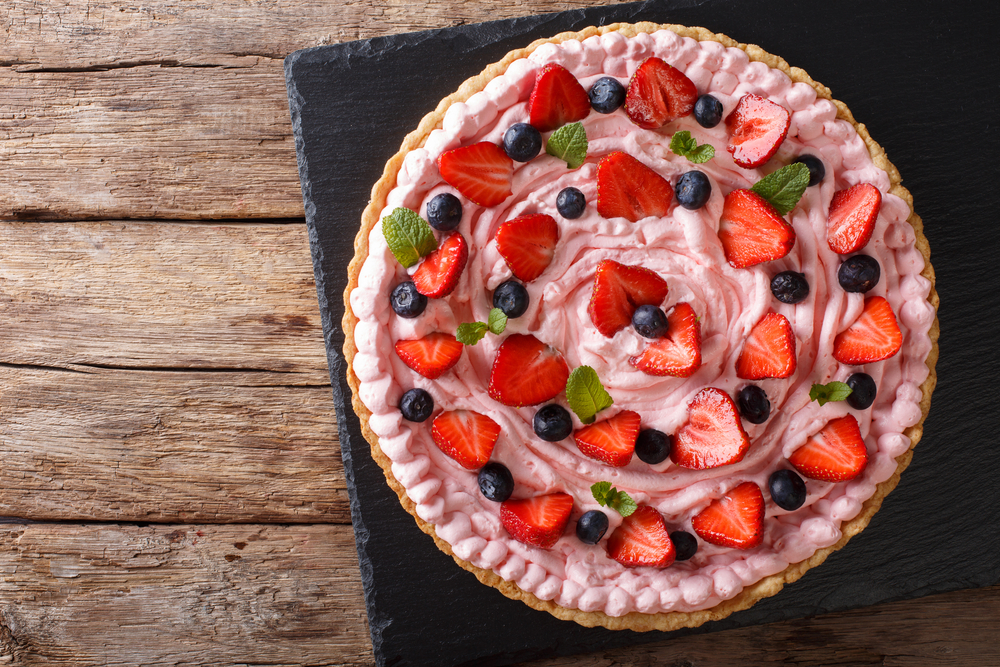 decorare-crostata-frutti-di-bosco-3.jpg