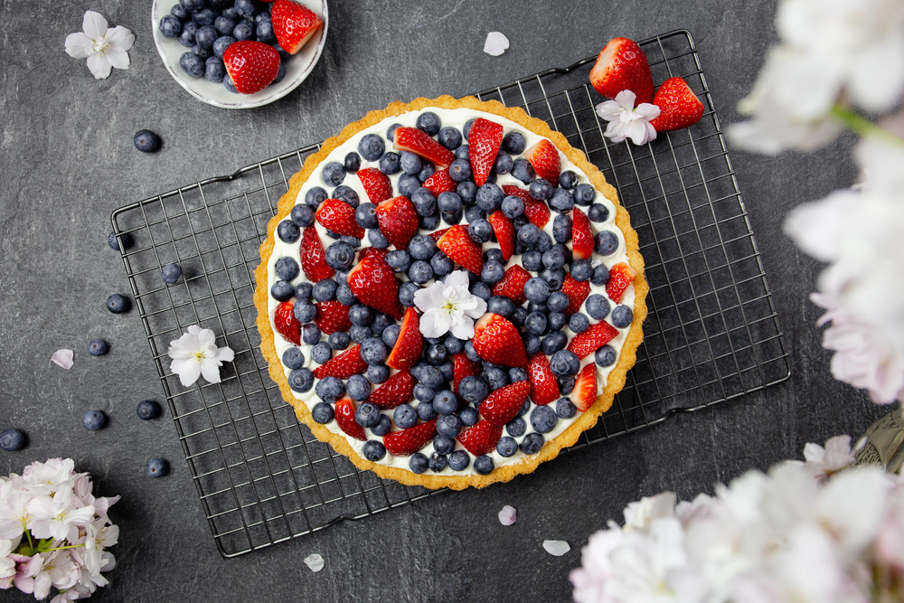 decorare-crostata-frutti-di-bosco-7.jpg