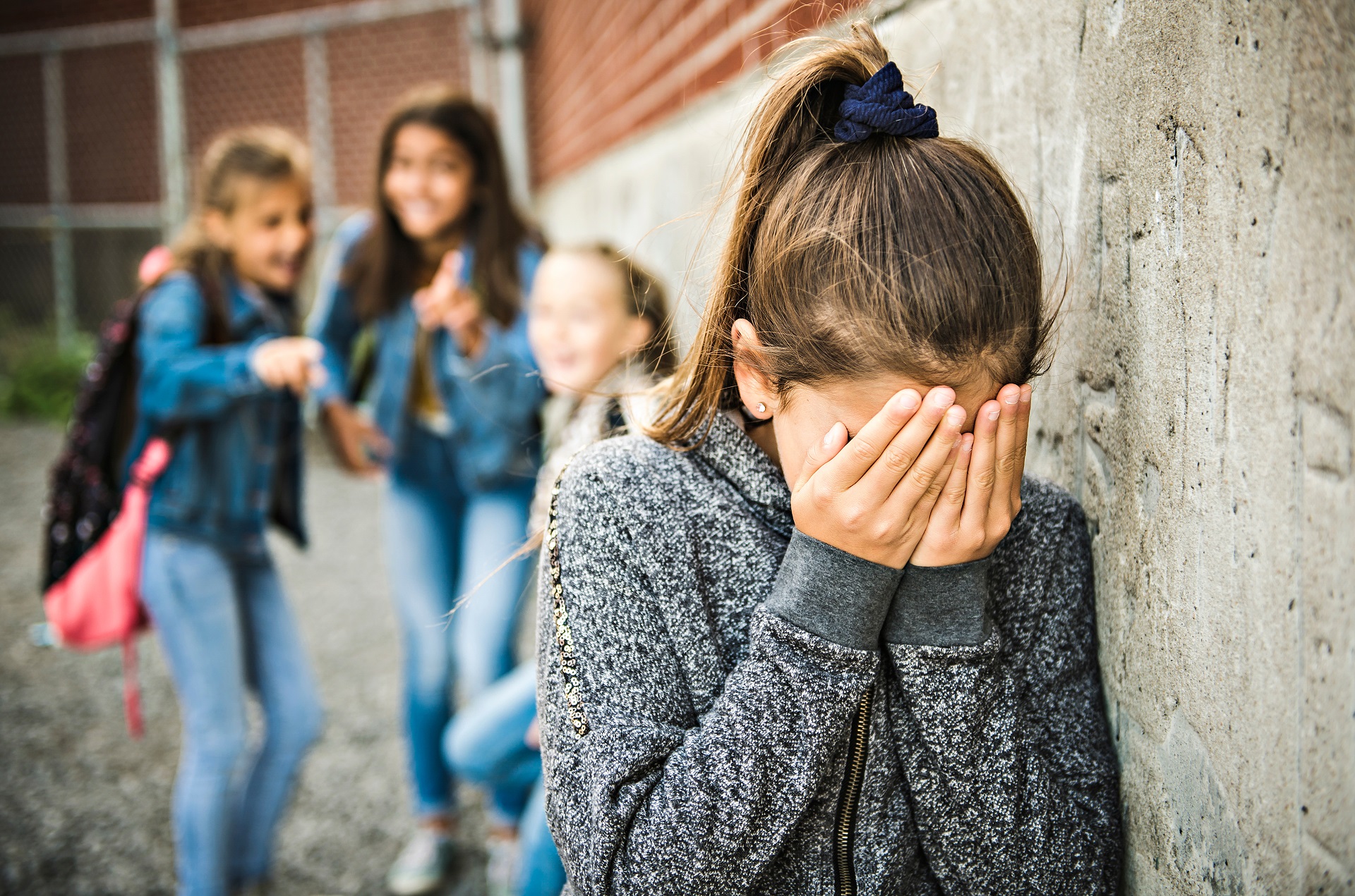 Cosa devono fare i genitori in caso di bullismo