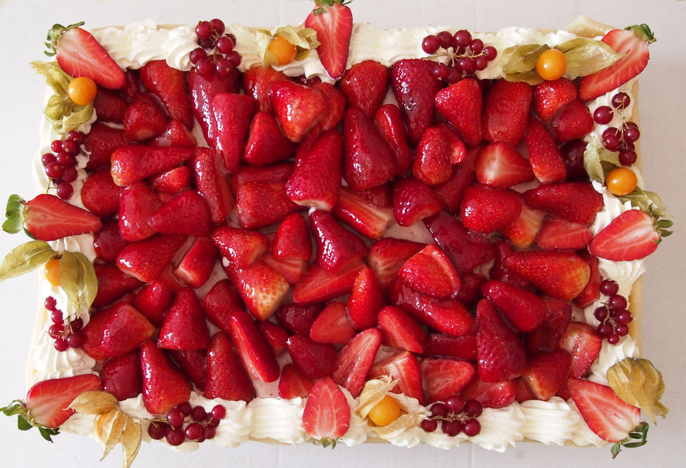 torte-rettangolari-decorate-panna-2.jpg