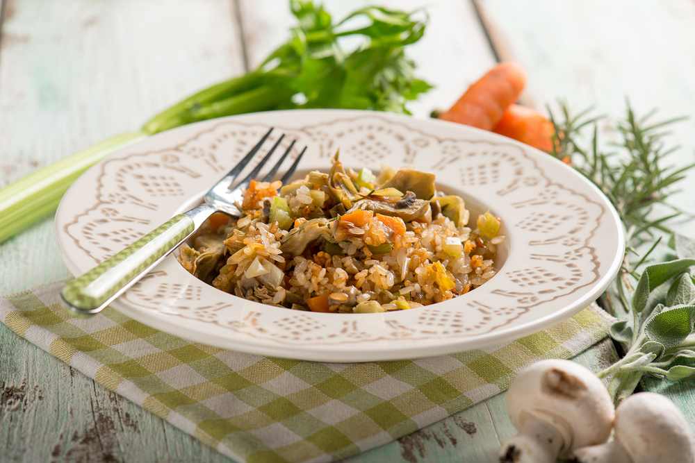 Ricetta del pollo alla greca con il riso, il piatto che piace a tutti