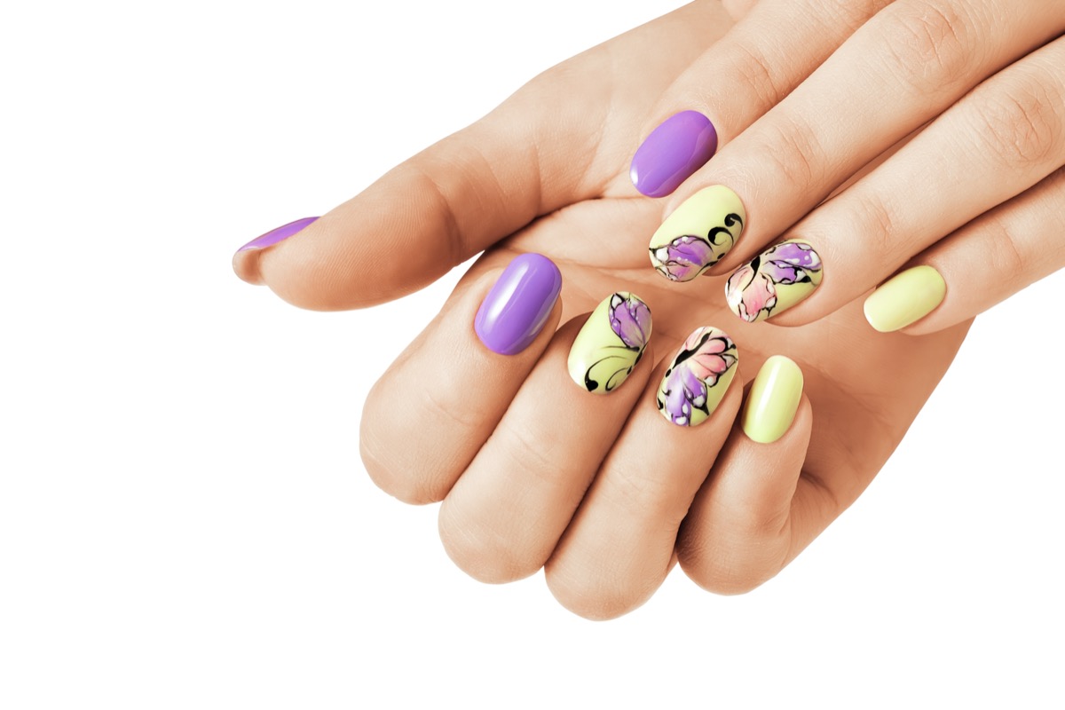 Nail-art-farfalle-7.jpeg