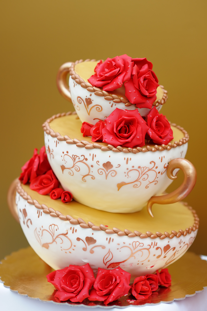 torte-decorate-rose-rosse-pasta-zucchero-3.jpg
