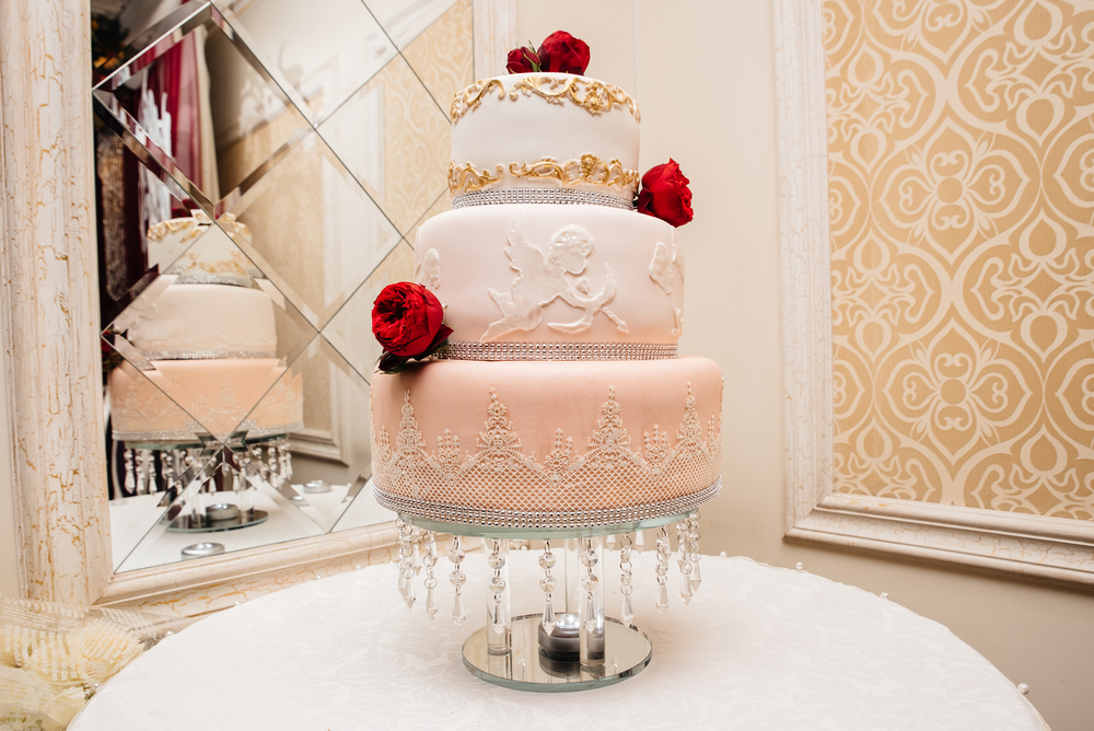 torte-decorate-rose-rosse-pasta-zucchero-7.jpg