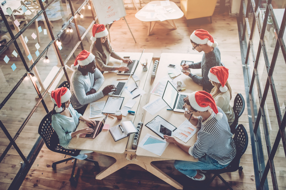 Come rientrare al lavoro dopo le vacanze natalizie: 5 trucchi